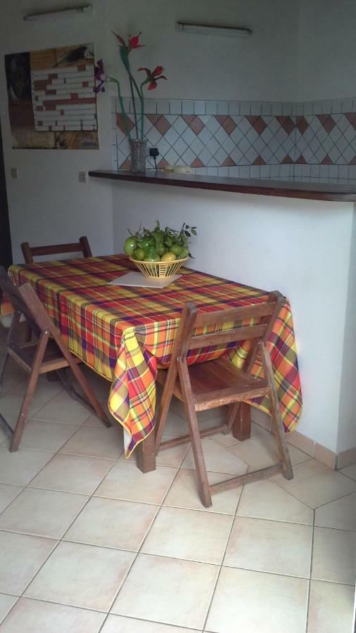 Apartamento Chez Rosy Le Robert Exterior foto